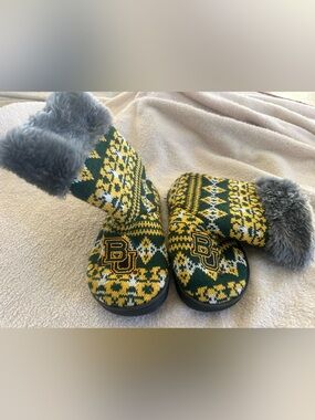 Baylor with BU * house slippers